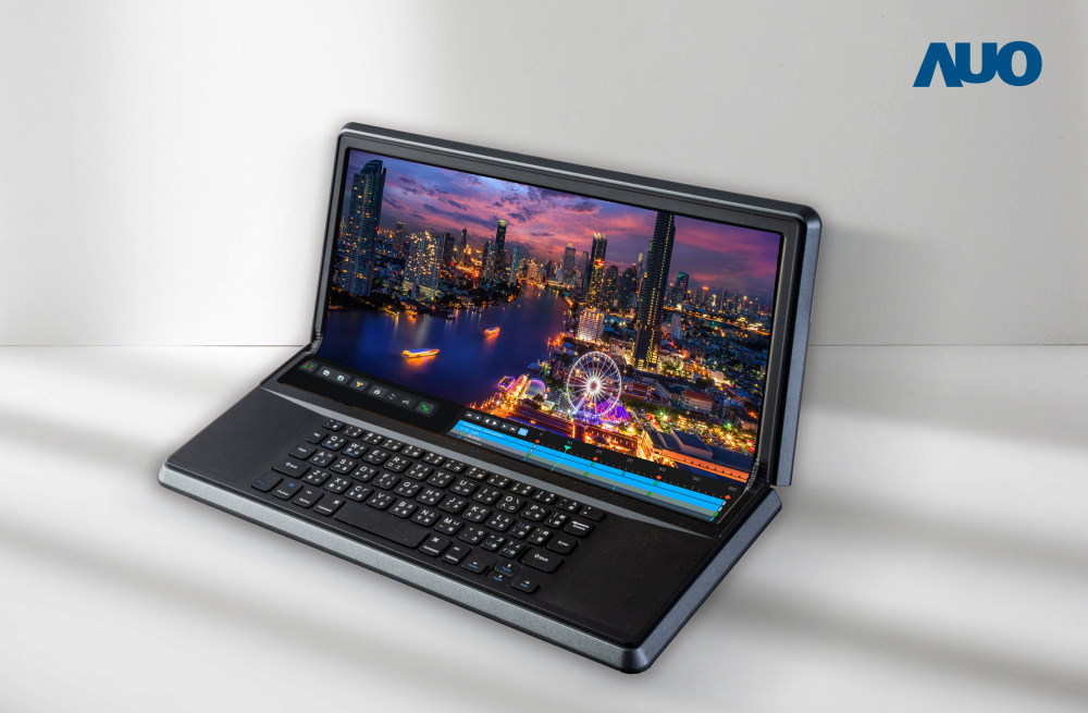 熊猫体育14.6吋Micro LED折迭显示屏幕，搭配半径4mm的弯折绞炼，以及高画素、高亮度、高对比度的显示技术特点，即便在大视角下仍保有绝佳色相与亮度