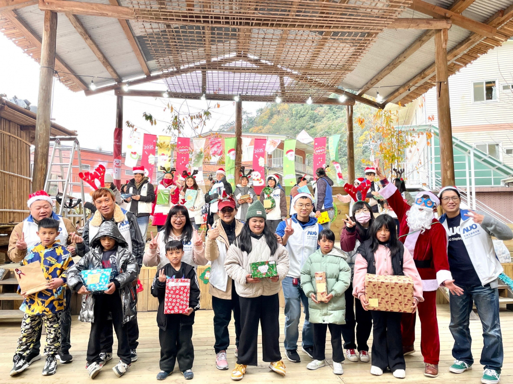 友達永續基金會號召「圓夢計畫」行動連續23年，由同仁凝聚內部愛心與資源送往偏鄉，累積為逾萬名兒童圓夢，實踐友達共創共好的永續精神。